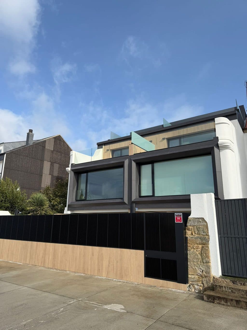 Acristalamiento exterior de aluminio en Vilanova de Arousa